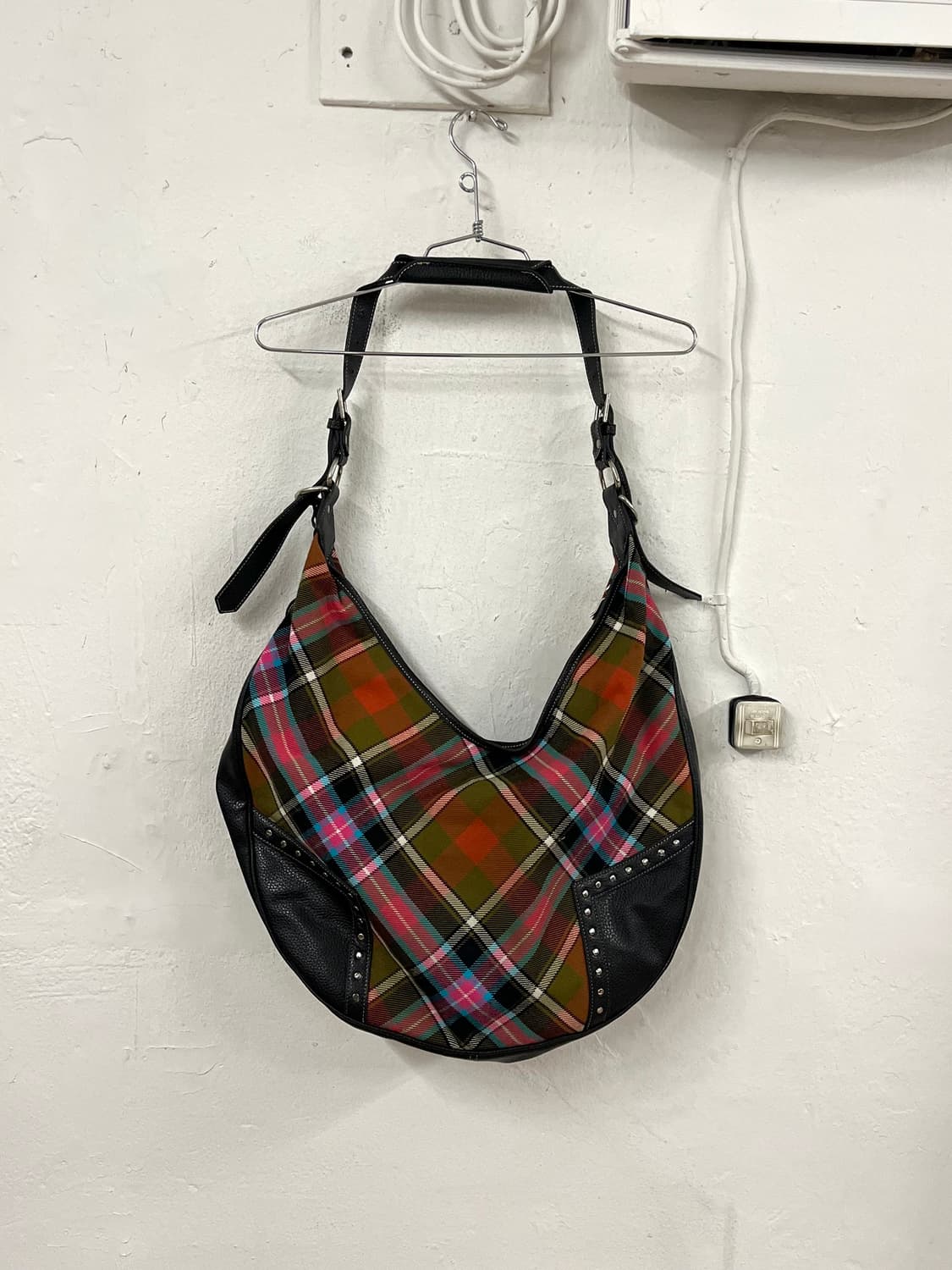 비비안웨스트우드 체크 울 크로스 바디백 상품이미지8