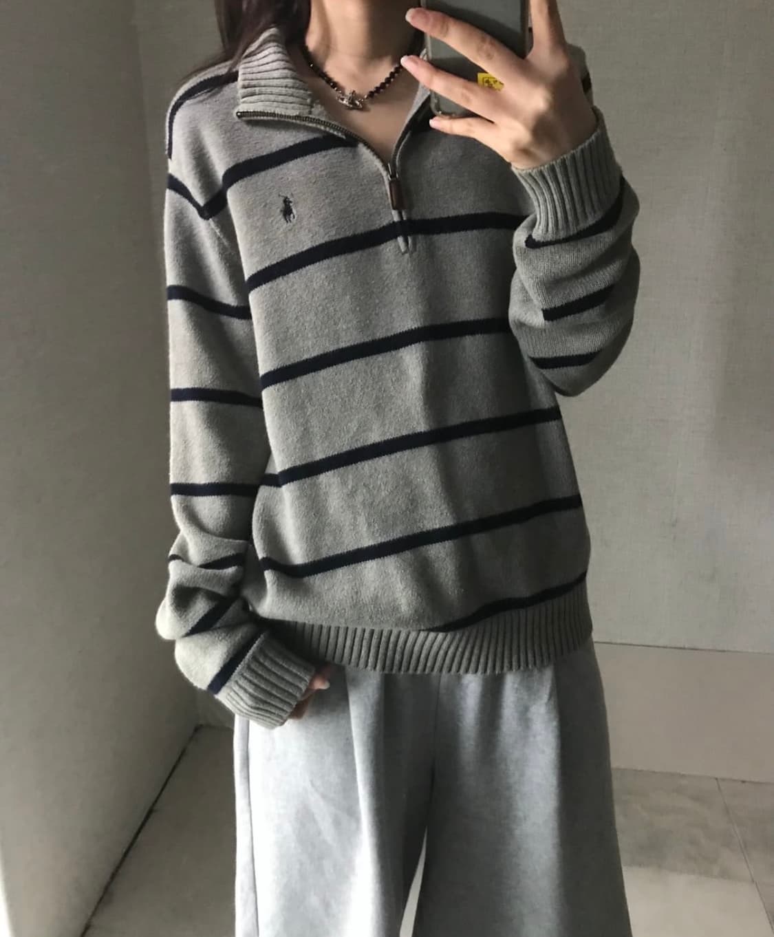 폴로 그레이 스트라이프 반집업 니트 상품이미지2