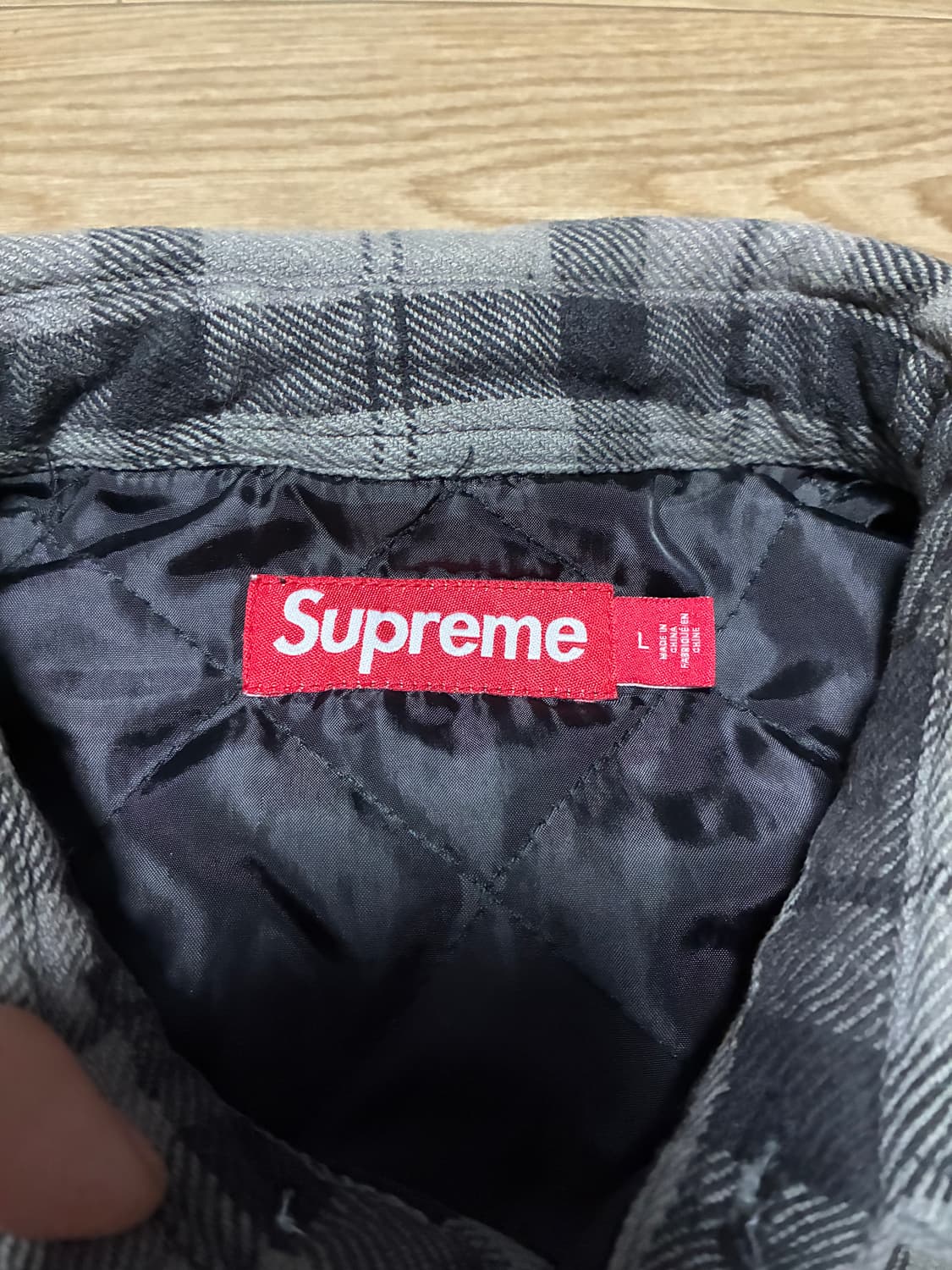 L) 슈프림 플란넬 스냅 체크 퀼팅 셔츠 그레이 블랙 상품이미지3