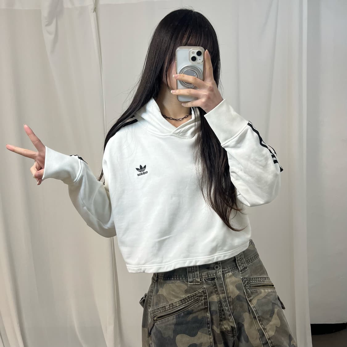 Adidas Firebird White Cropped Hoodie 상품이미지2