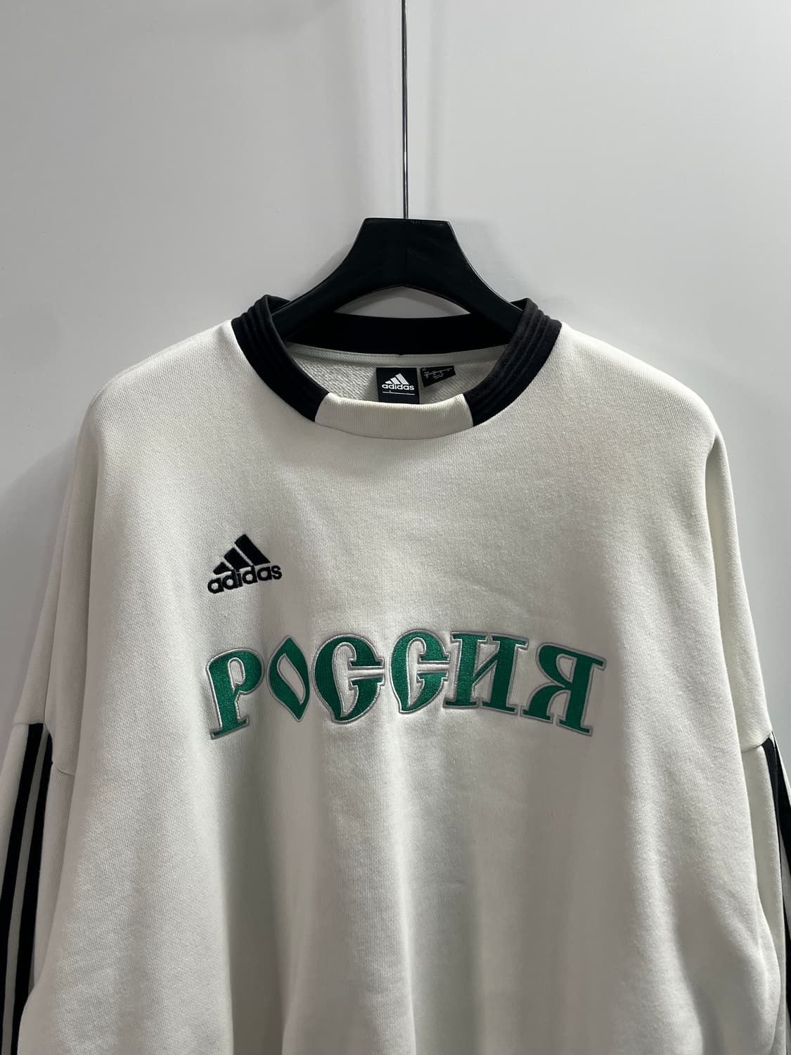 아디다스 고샤 오버핏 맨투맨 (on.746) 상품이미지2