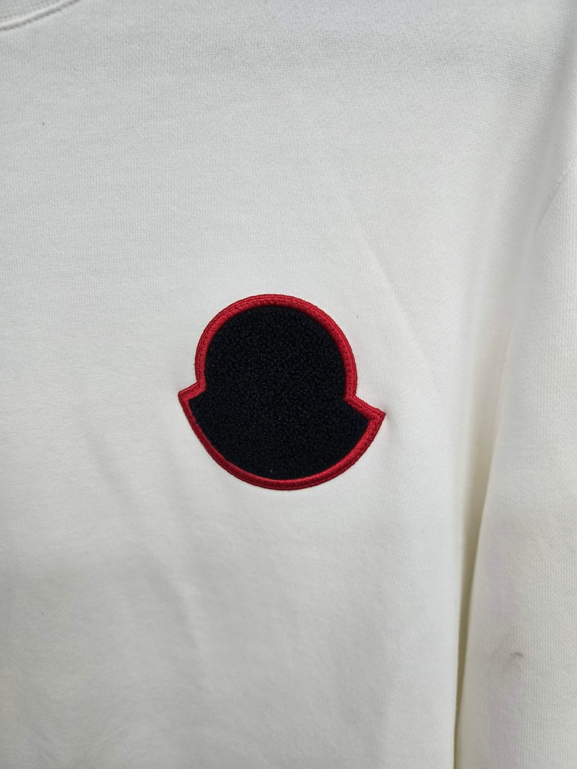 [보증서 정품] 몽클레어 빅로고 맨투맨 상품이미지3