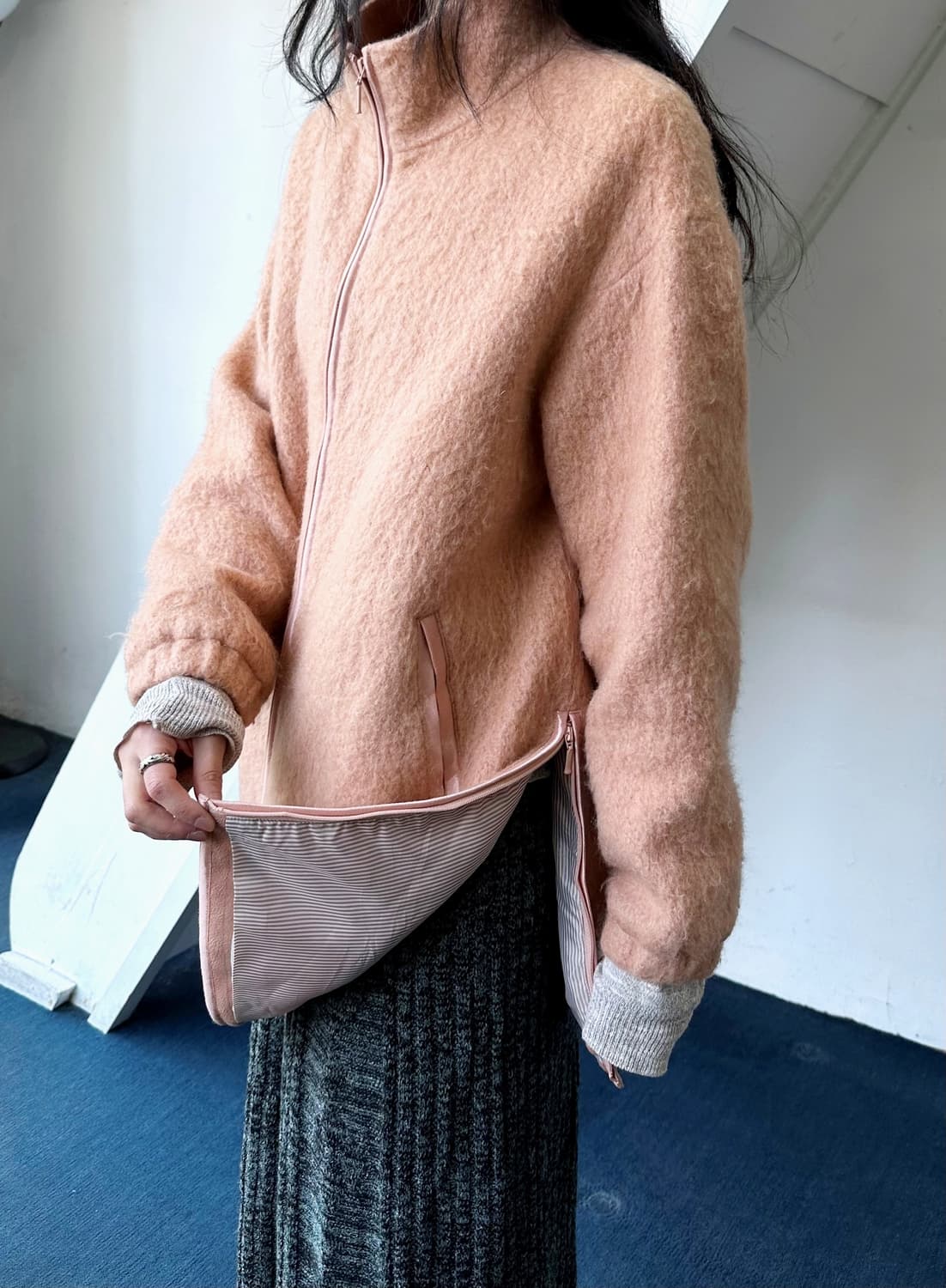 Loop mohair wool design zip shaggy coat 상품이미지8