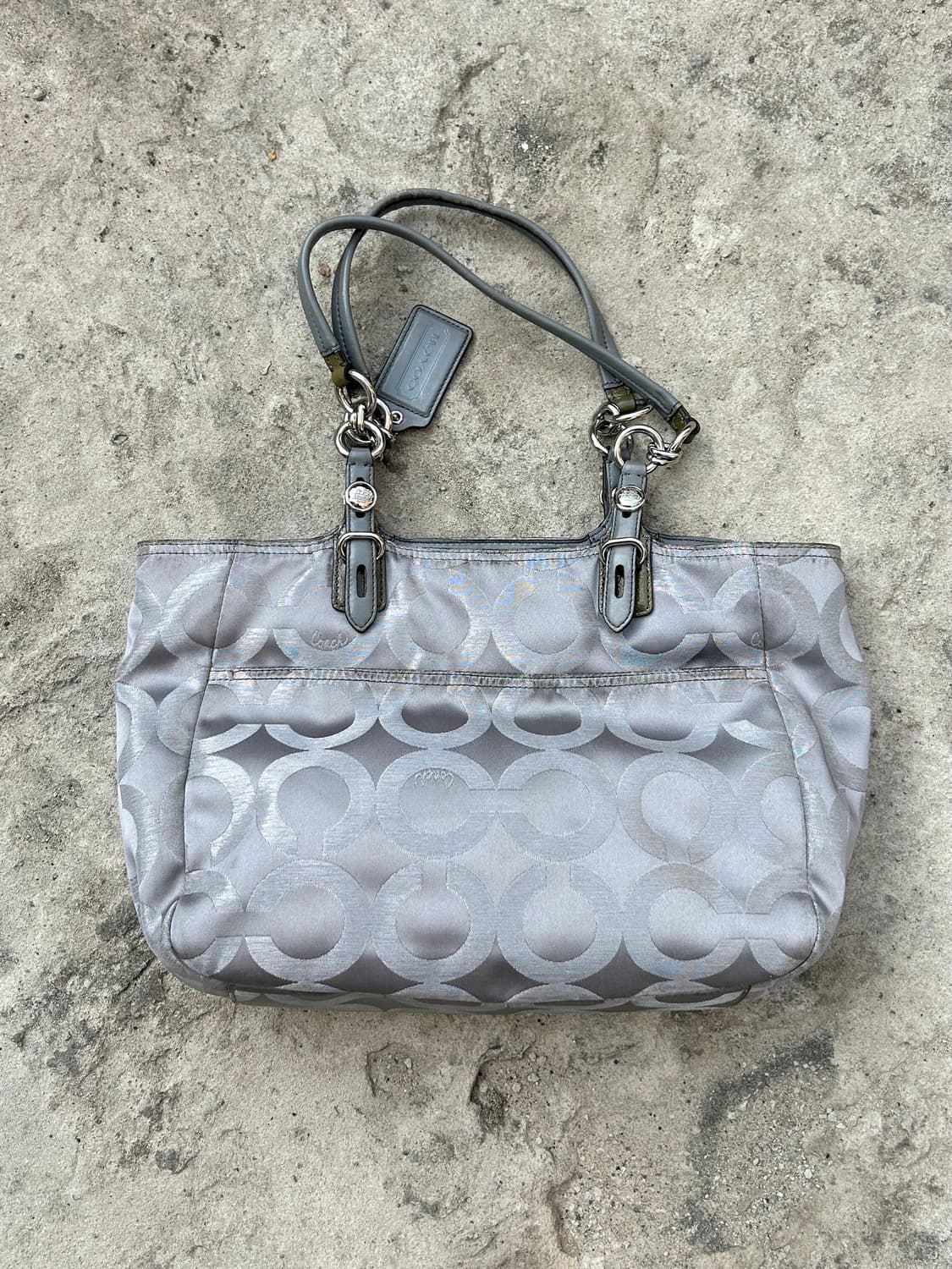 코치 실버 토트백 상품이미지2