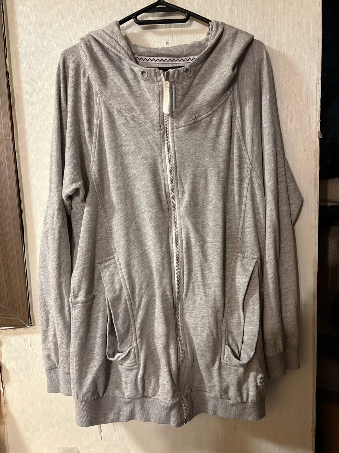 아디다스 하이넥 집업 상품이미지1