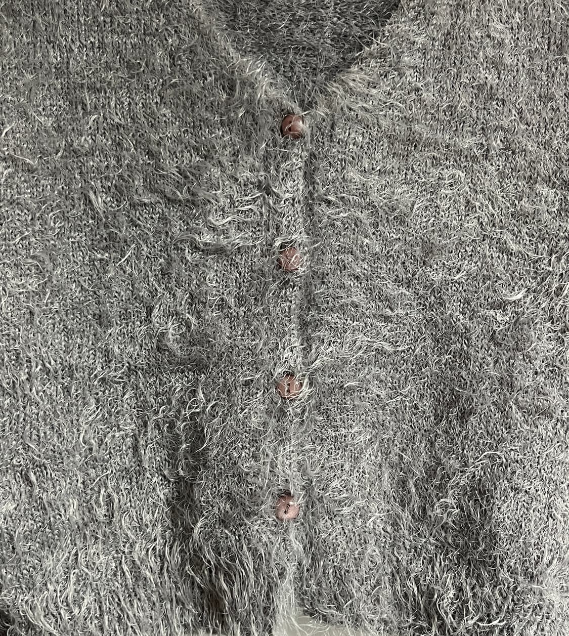 오버핏 앙고라 브이넥 니트 크롭 가디건 스웨터 S 상품이미지4