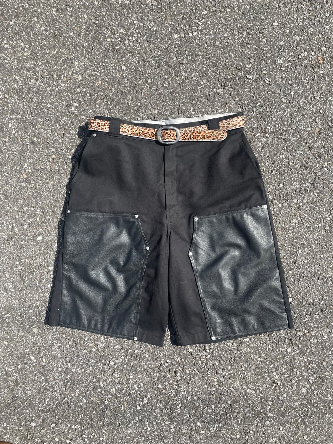 Dickies 디키즈 레더 더블니 버뮤다 쇼츠 상품이미지1