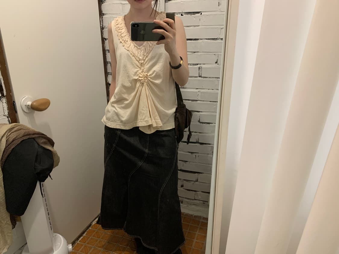 Zucca Ruffled V-Neck Sleeveless 상품이미지6