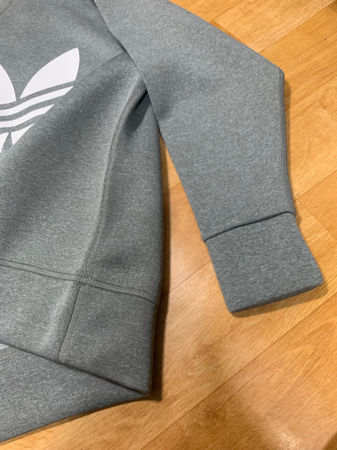 ADIDAS by HYKE 아디다스 하이크 15/FW 크루넥 상품이미지4