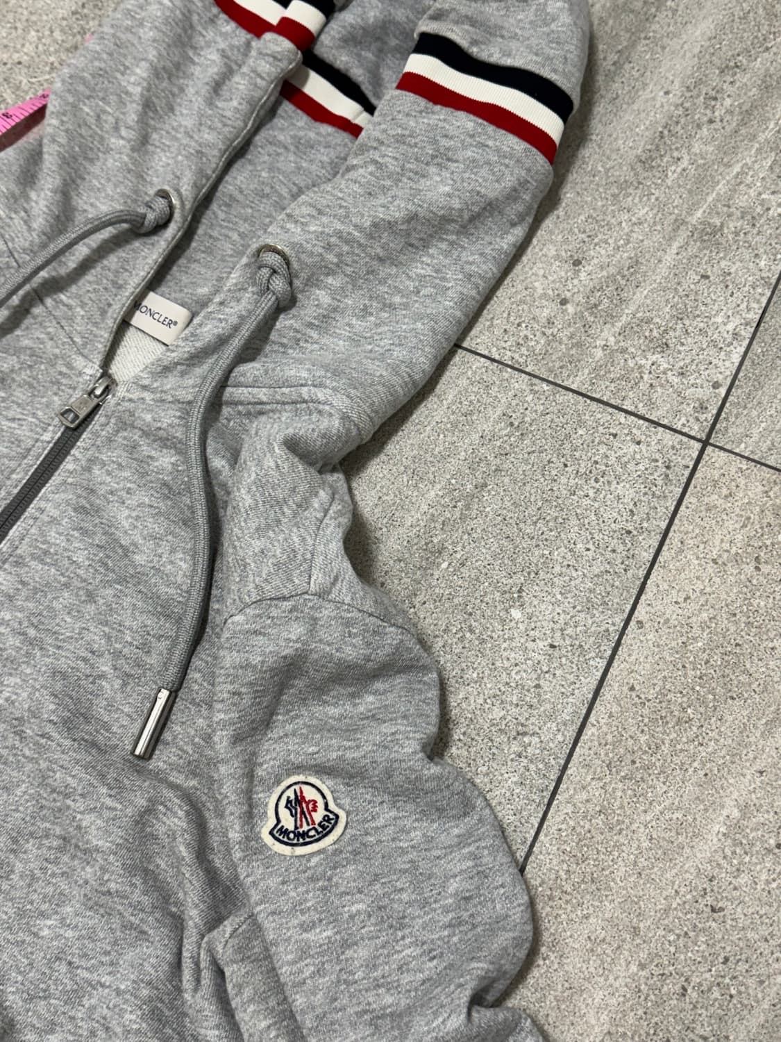 몽클레어 정품 후드집업 상품이미지2