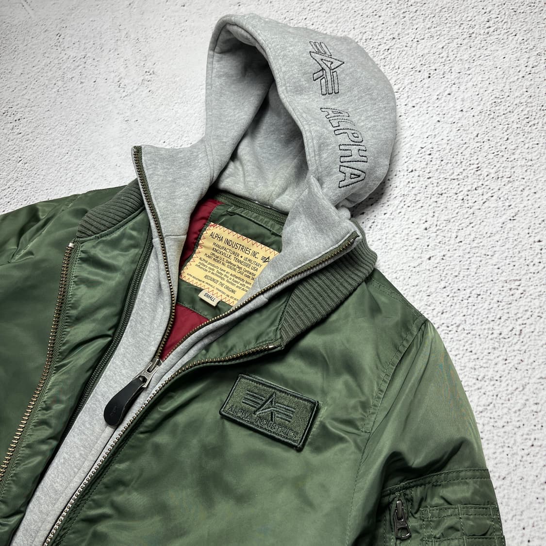 Alpha Industries MA-1 D-Tec Jacket 상품이미지3