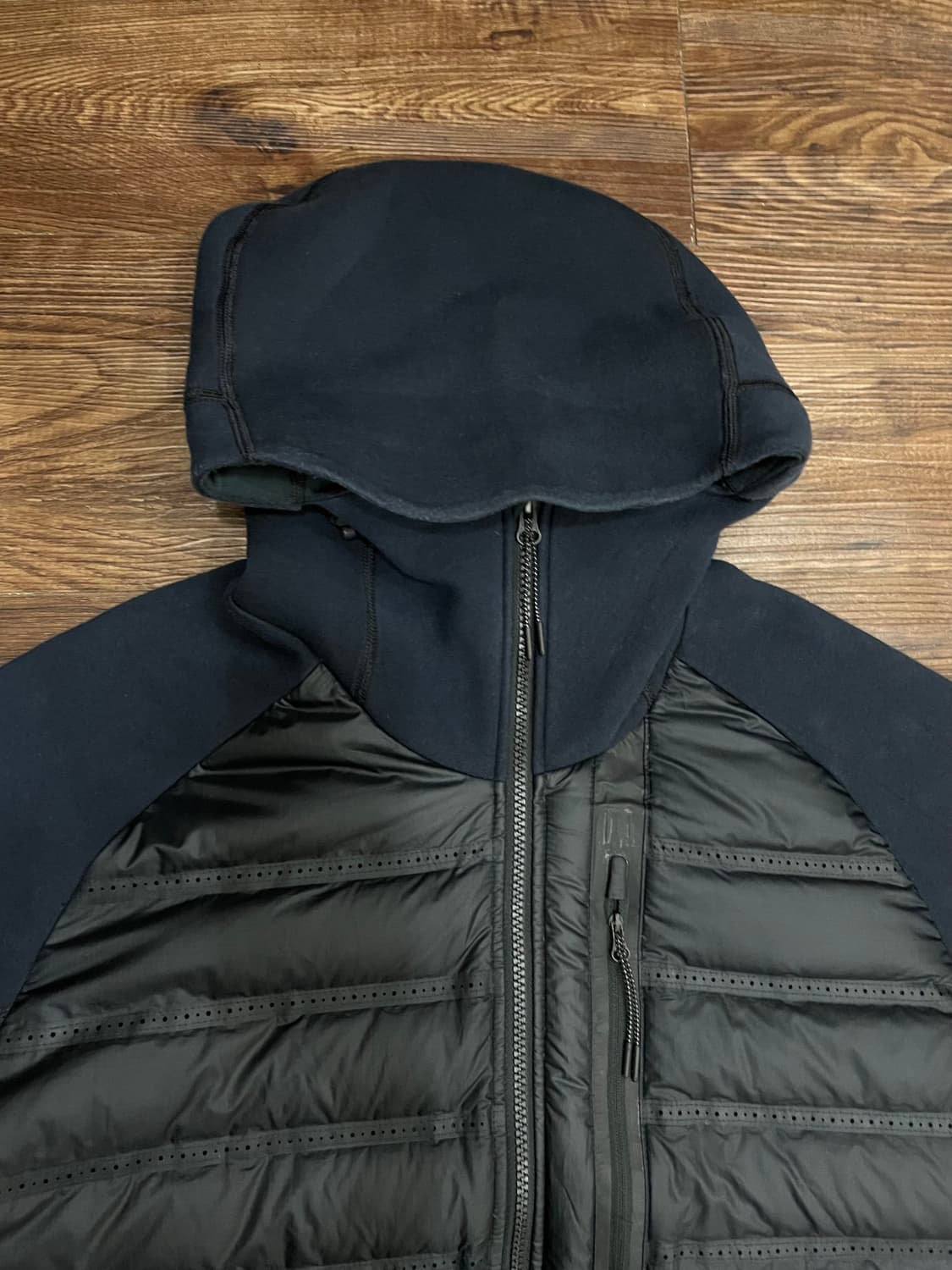 나이키 테크 플리스 에어로로프트 800 구스다운 자켓 블랙 상품이미지2