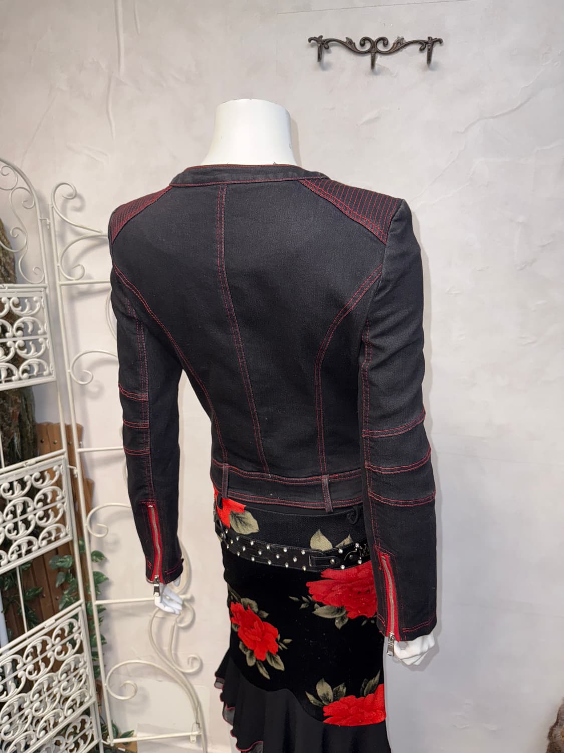 Black denim red stitch crop jacket 상품이미지5