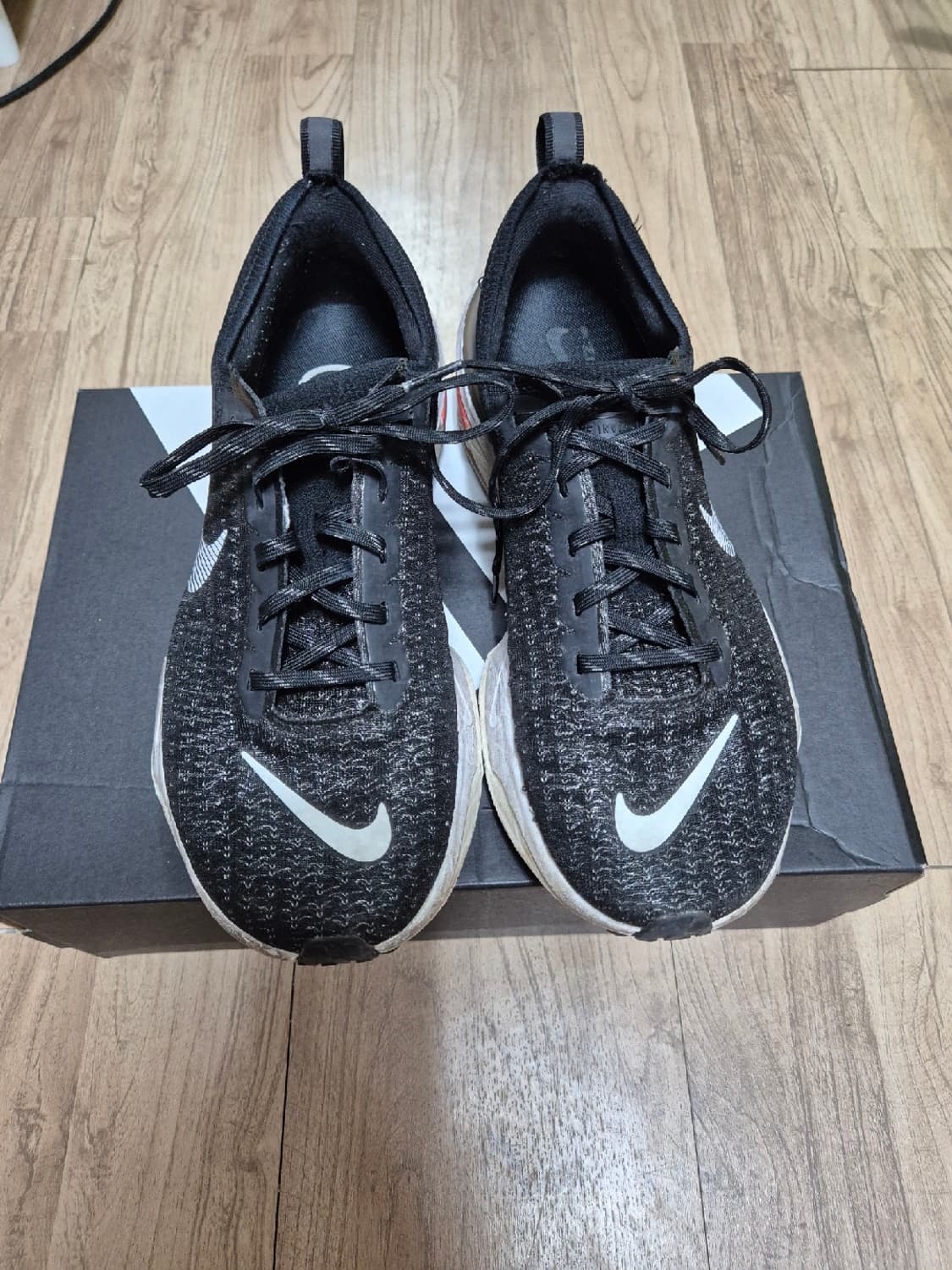 정품 나이키 런닝화 줌x 인빈서블 280 블랙 상품이미지1