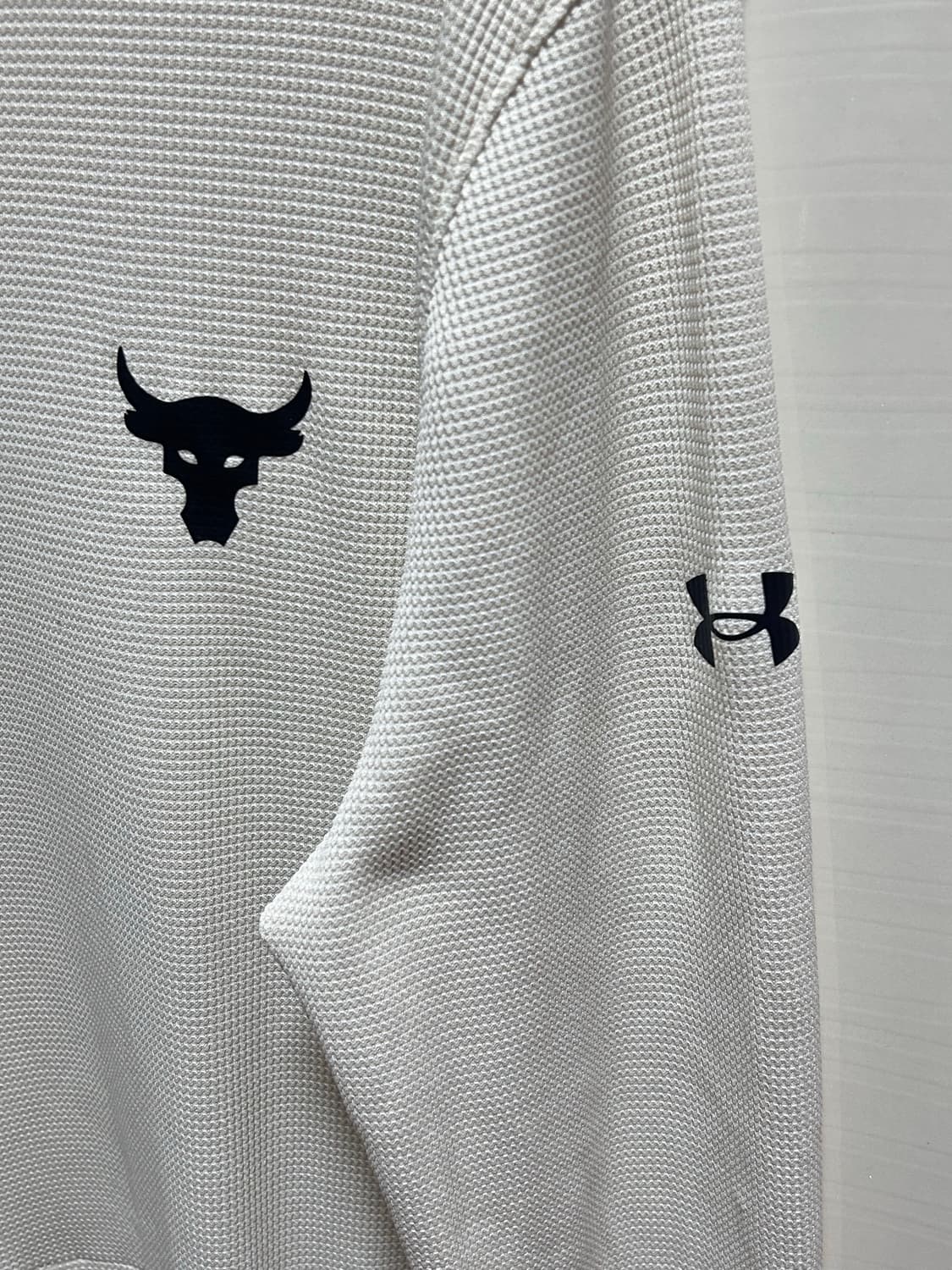 언더아머 The Rock 롱슬리브 L 상품이미지4