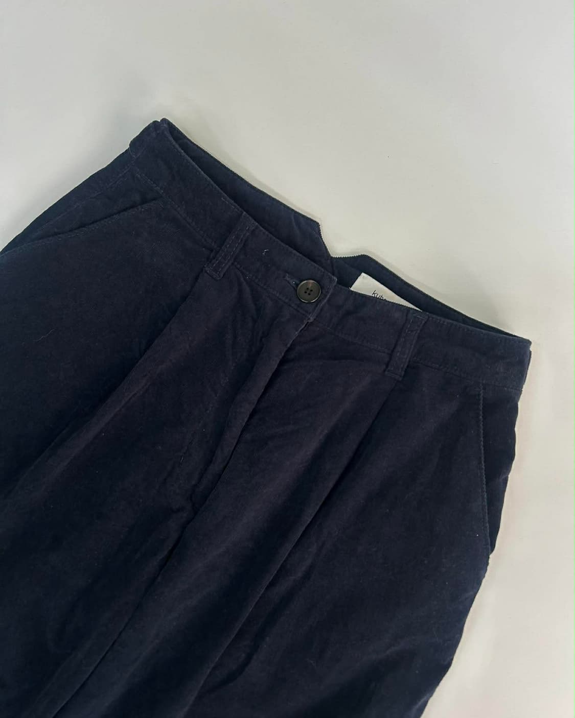 [002] 구호 플러스 22ss 신형 한섬 코듀로이 팬츠 상품이미지3