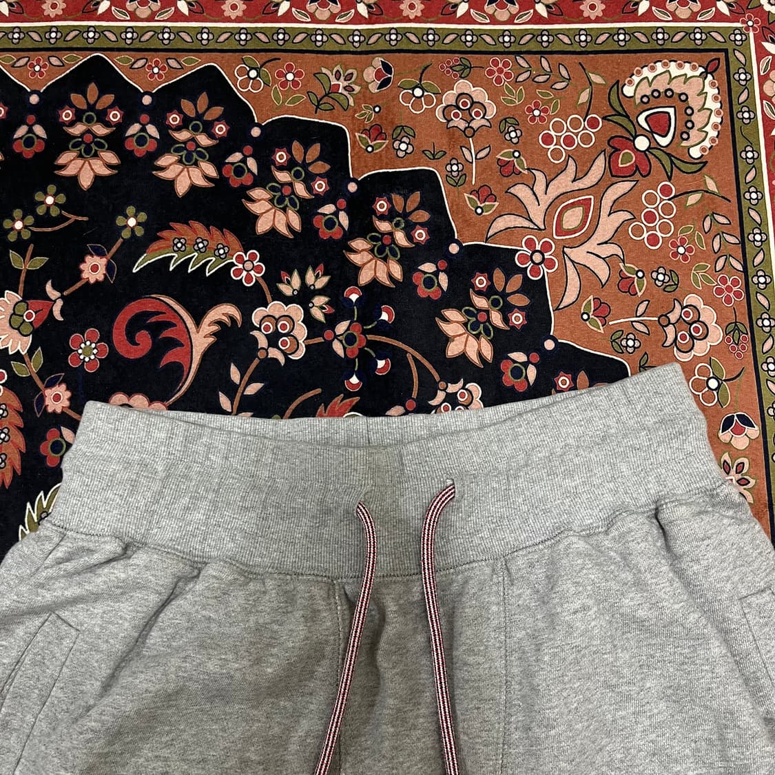 톰브라운 클래식 루프백 4-바 스웨트 쇼츠 2 상품이미지2