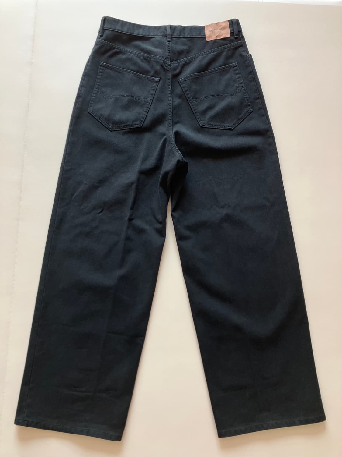 [M] 발렌시아가 블랙 소프트 이탈리안 데님 배기 팬츠 상품이미지5