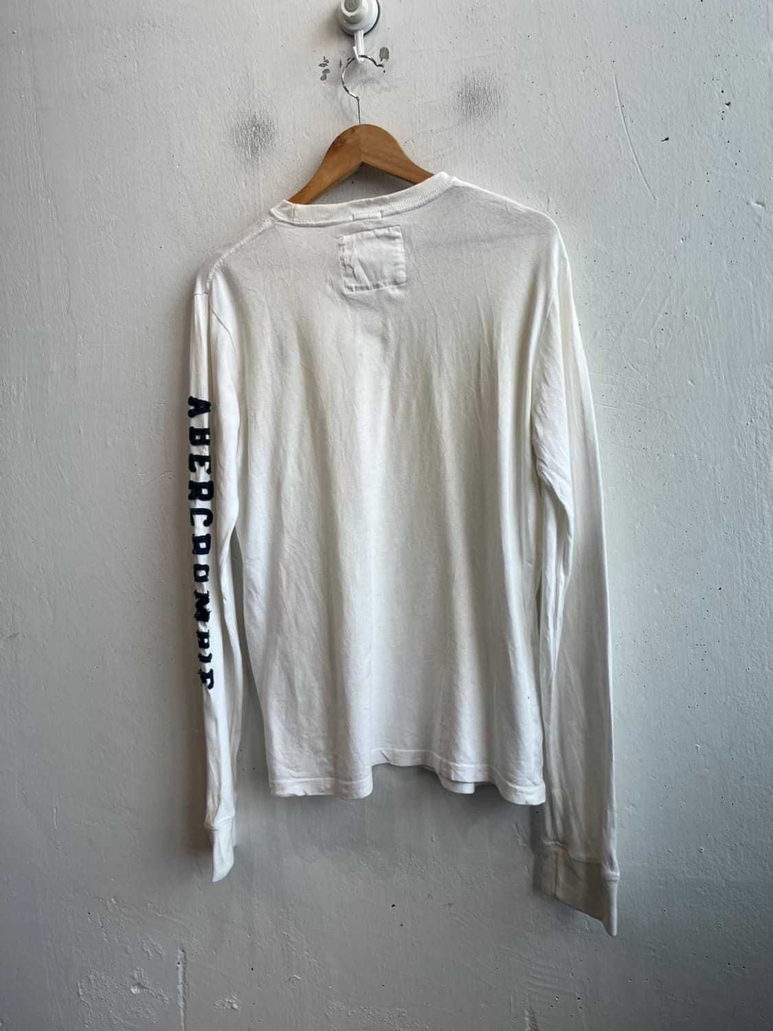 아베크롬비 아플리케 롱슬리브  상품이미지3