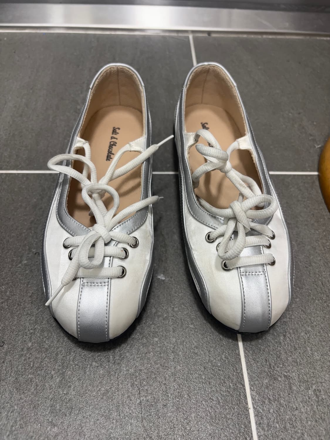 솔트앤초콜렛 앨리 플랫 스니커즈 상품이미지5