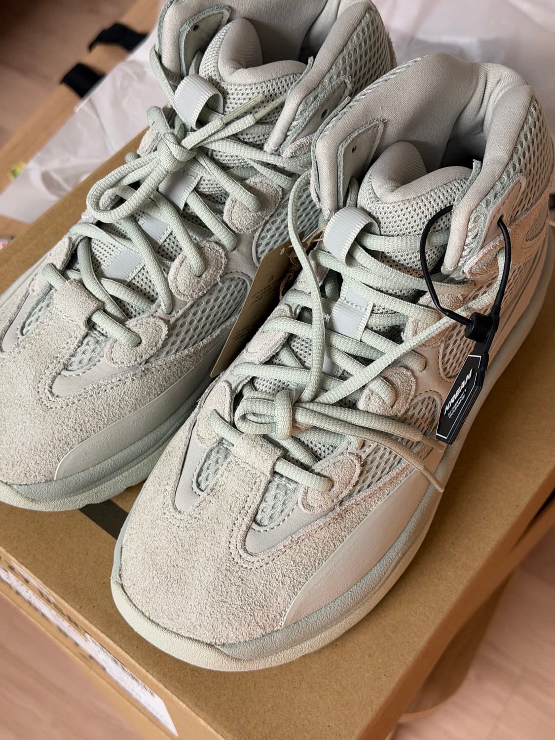 yeezy 이지 데저트 부츠 솔트 260 상품이미지1