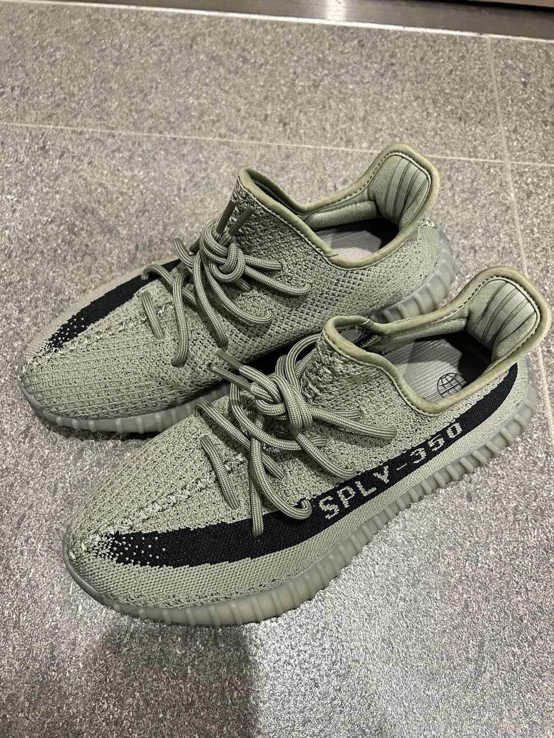adidas yeezy 350 (275mm) 상품이미지1