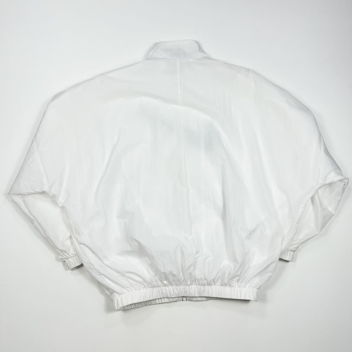 나이키 빅스우시 화이트 나일론 바람막이 자켓 (M 여성추천) 상품이미지3