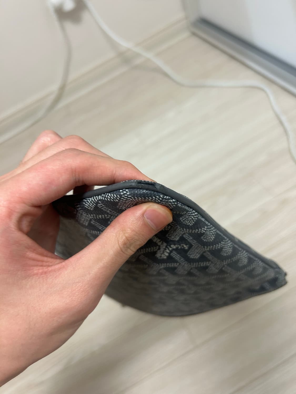 고야드 세나 MM 클러치 판매합니다. 상품이미지3