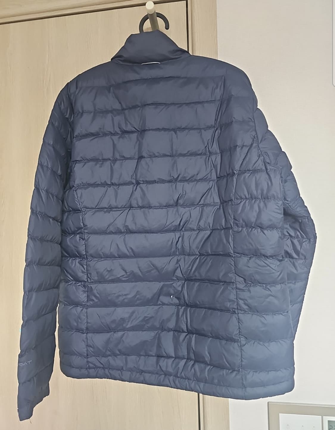 콜롬비아 정품 구스경량패딩 105사이즈 판매합니다  상품이미지3