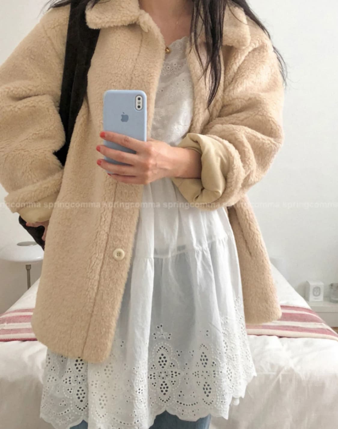 스프링콤마 크리미 덤블 하프 무스탕 코트 상품이미지1