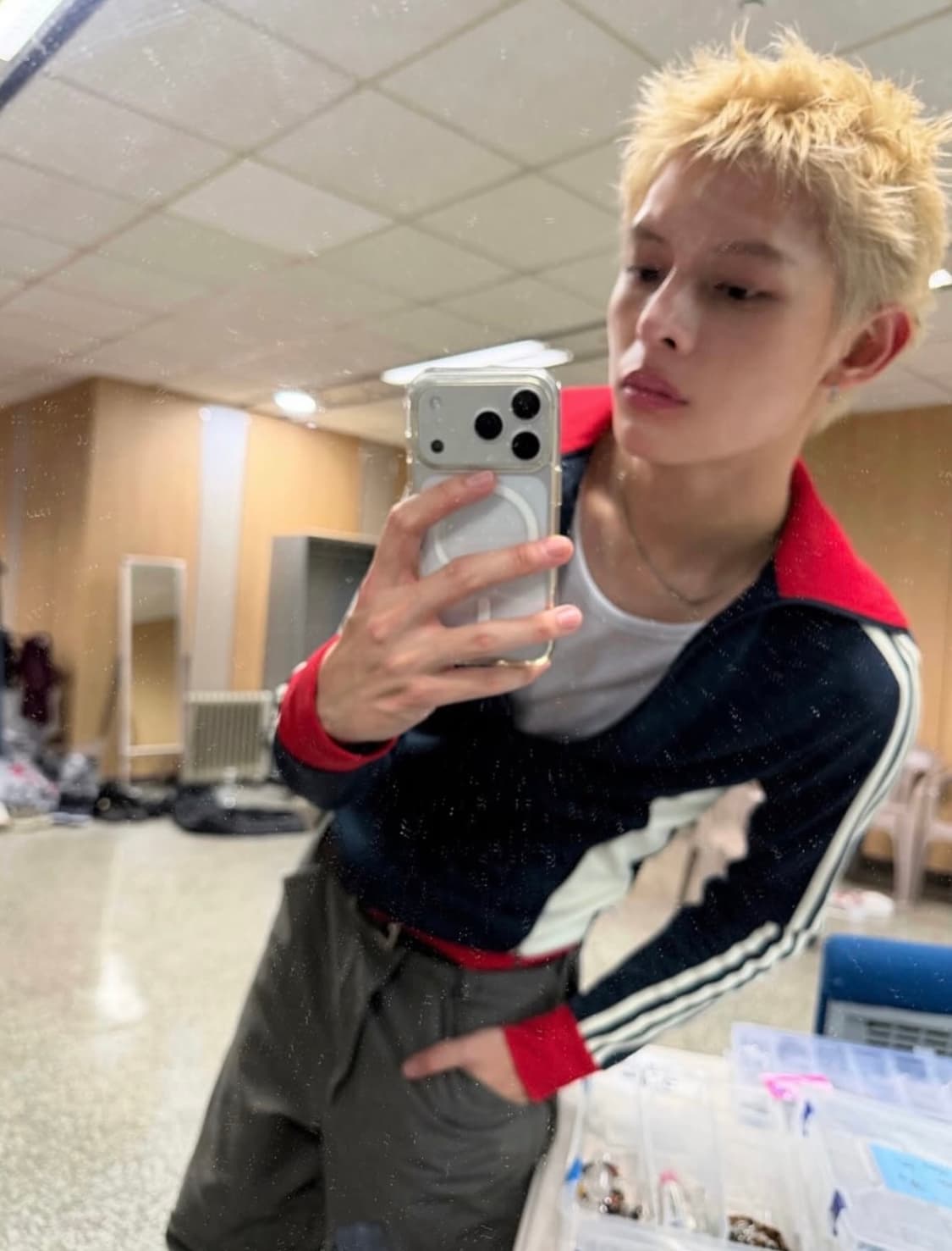 🐰아디다스 코르티스 제임스 안건호 네이비 레드 져지 저렴♥️ 상품이미지1