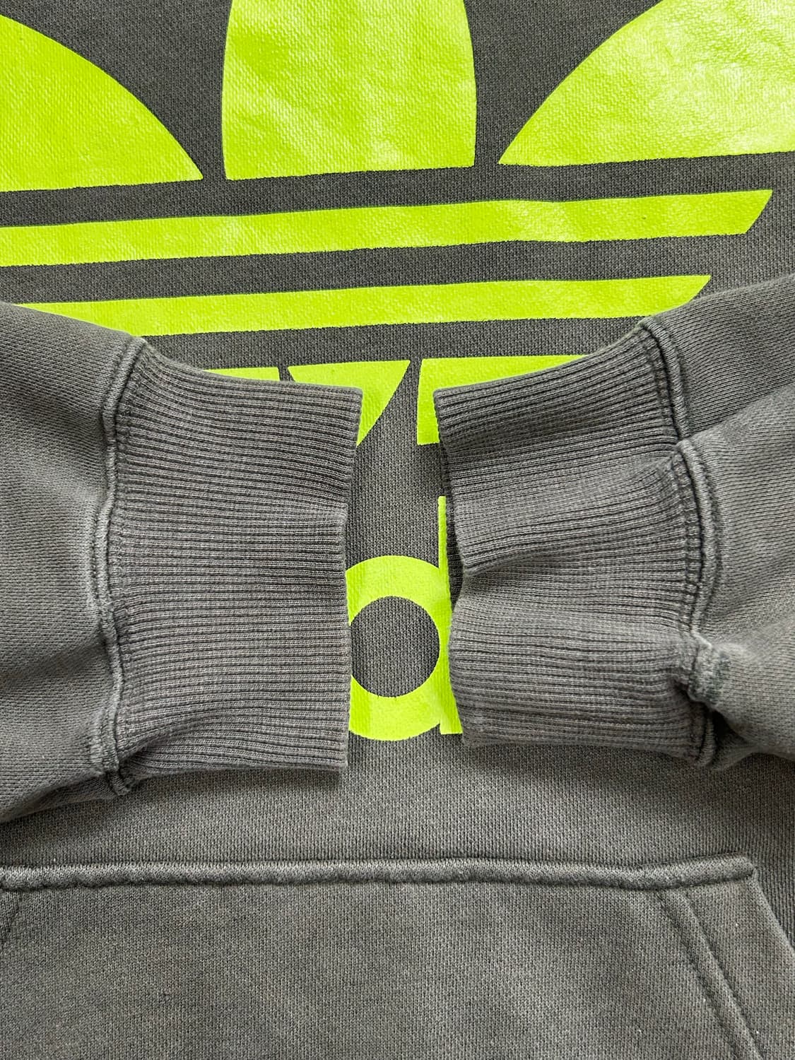 아디다스 카키 빅로고 후드티 100 상품이미지6