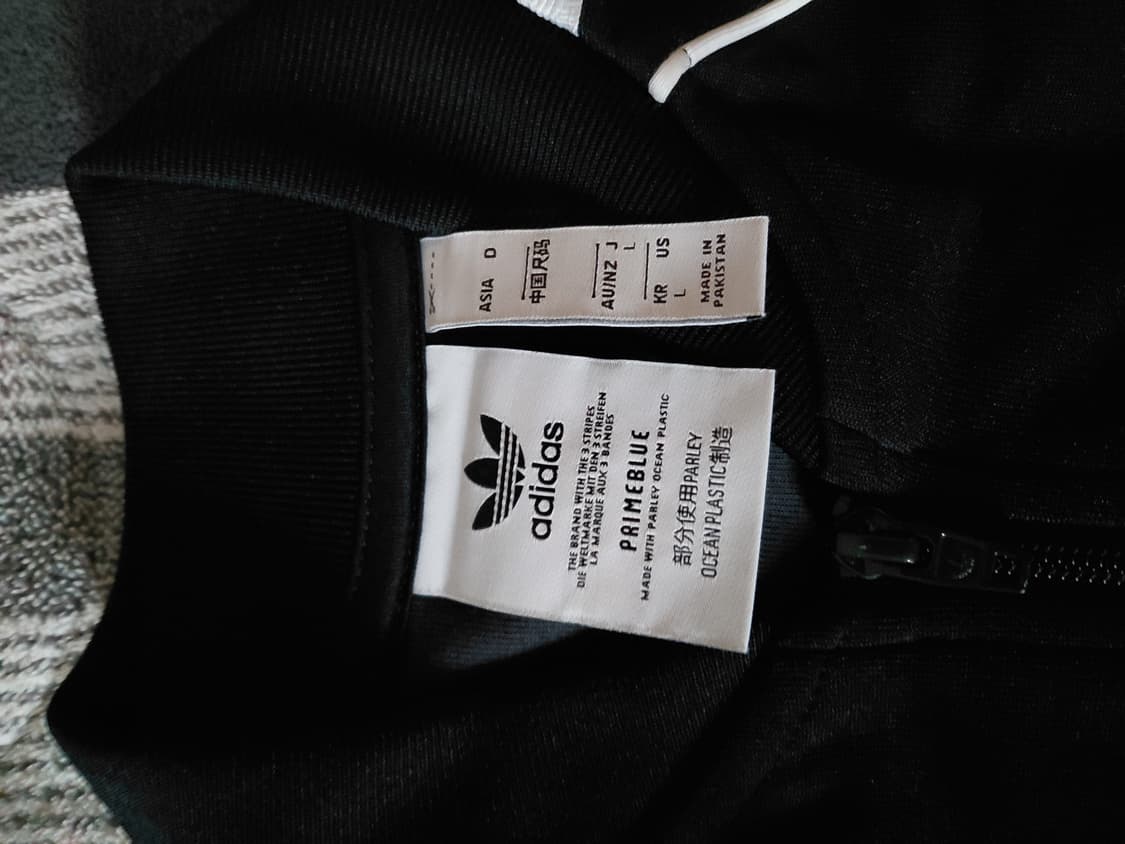 아디다스 슈퍼스타 트랙탑 블랙 상품이미지2