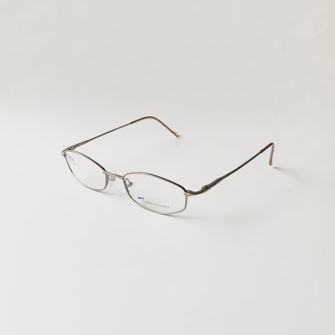 [Event 18] safilo 무광실버 오벌 초경량 남녀공용 안경 상품이미지1