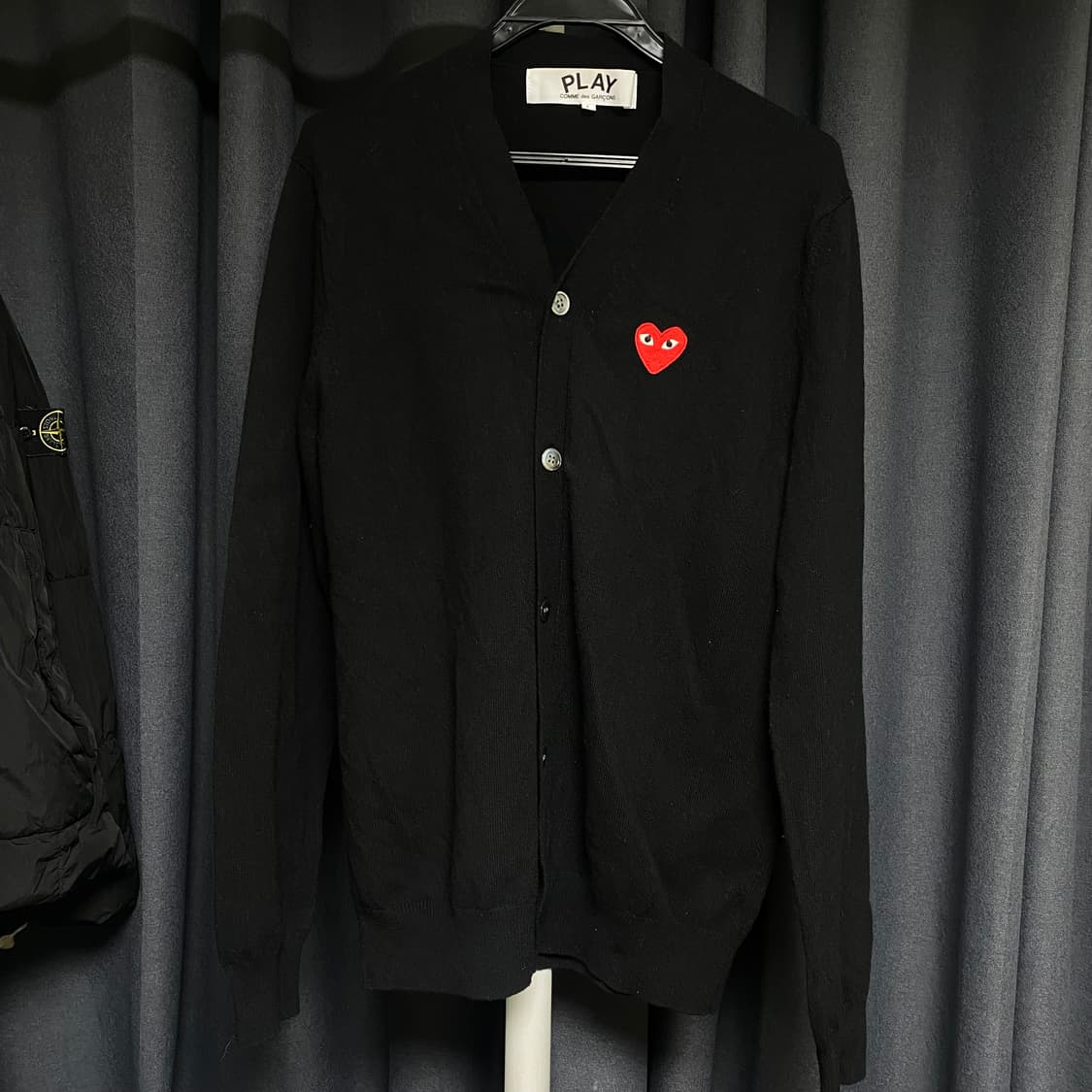 꼼데가르송 레드와펜 가디건 블랙 L 상품이미지1