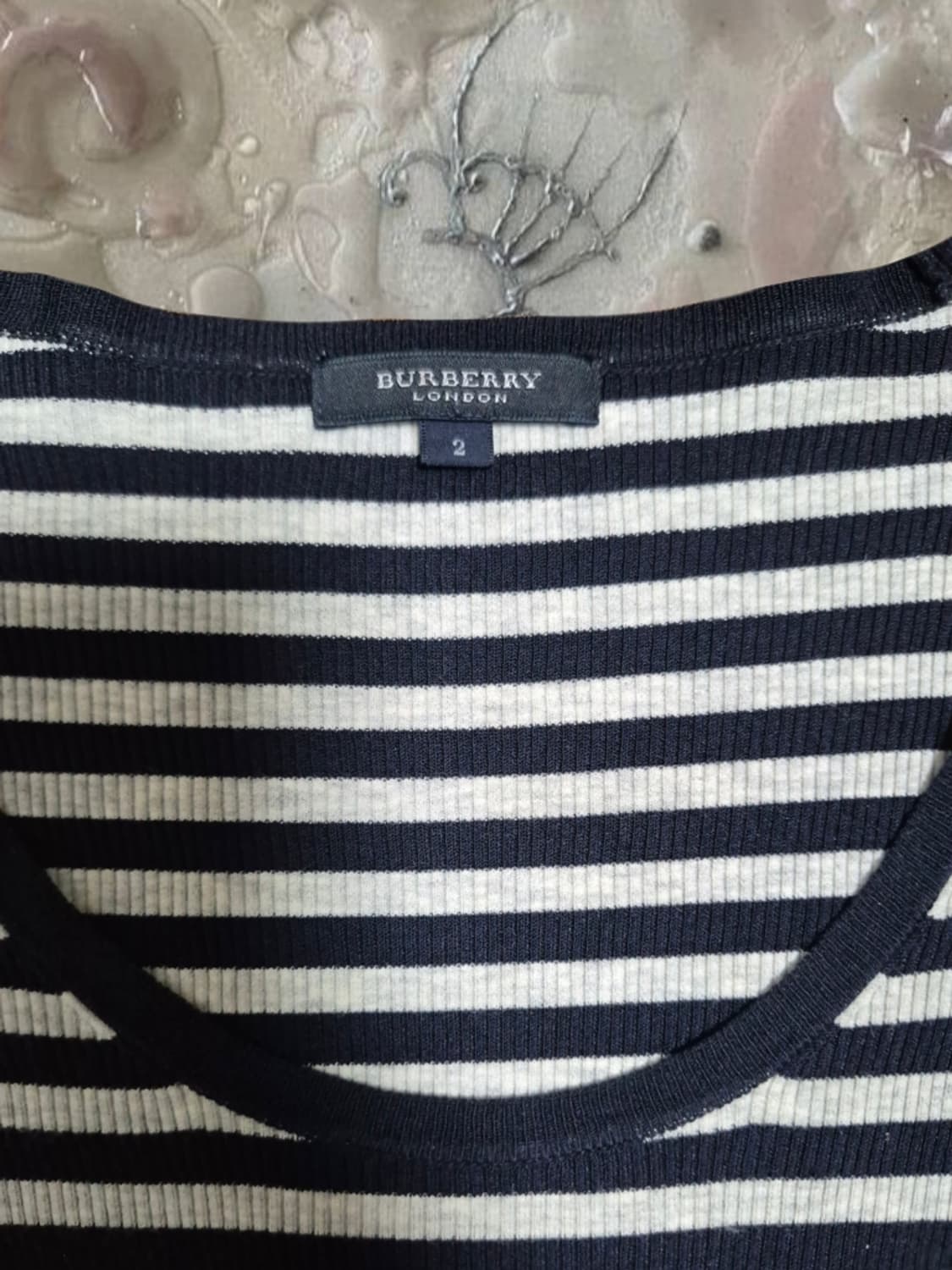 빈티지 버버리 블랙라벨 롱슬리브 스트라이프 단추 블랙 그레이 기마자수 상품이미지3