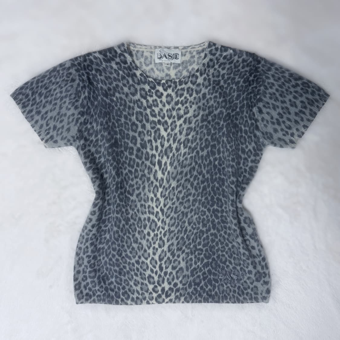 BASIC BY KRIZIA 히메갸루 오네갸루 솜사탕 레오파드 울 니트 상품이미지1