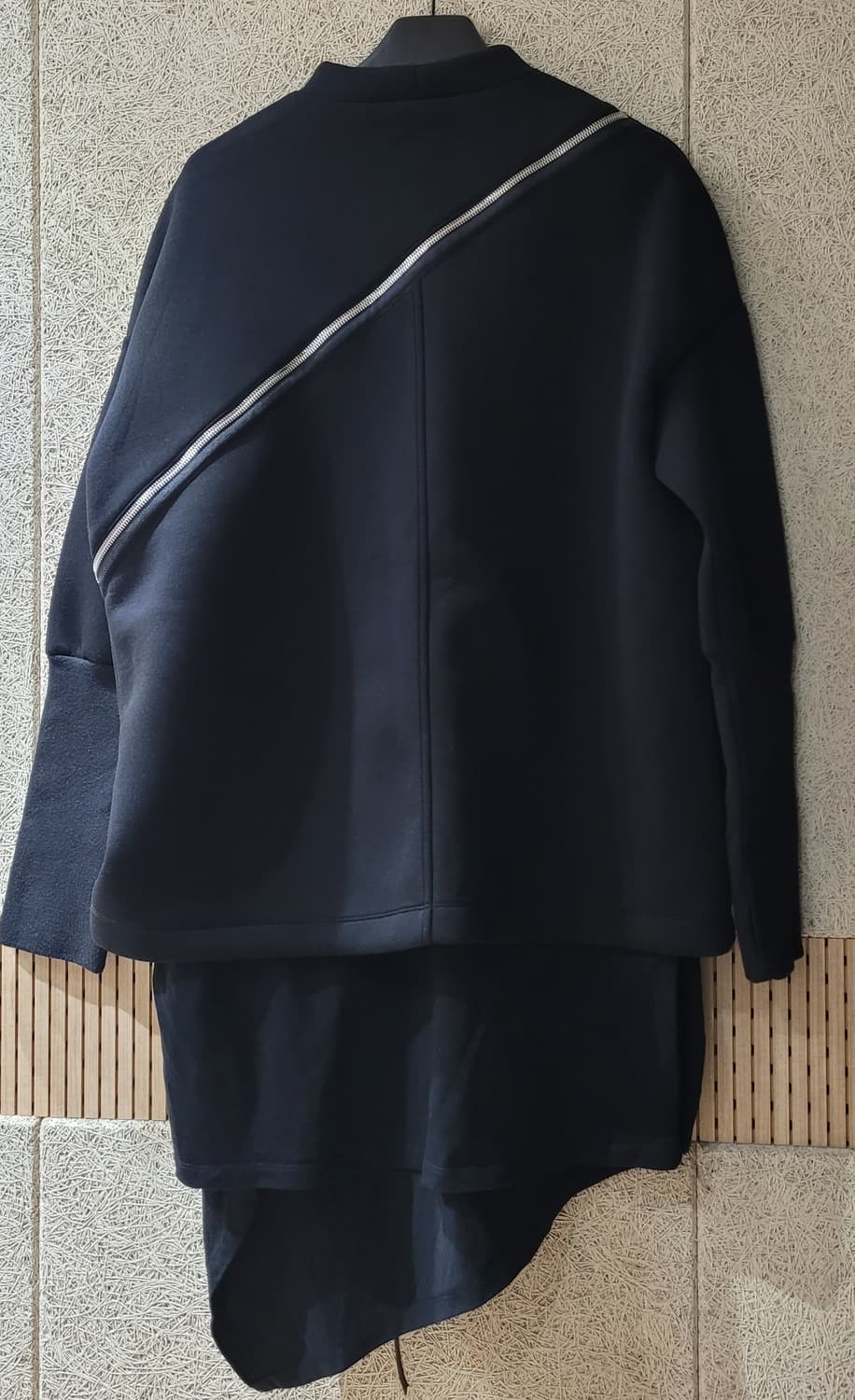 엑스페리먼트 아방가르드 상의 두 점 상품이미지3