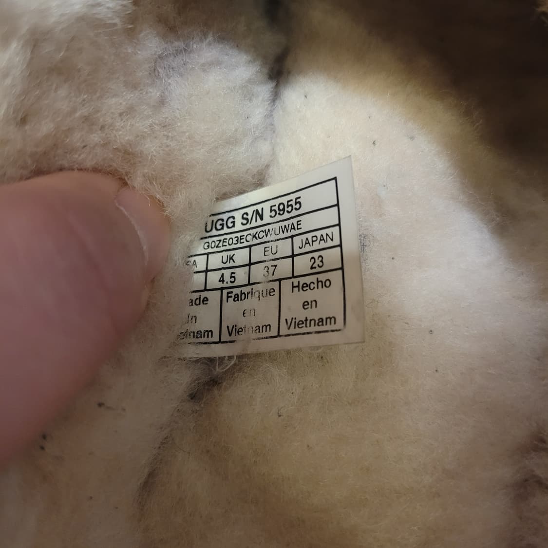 어그 타스만 230 상품이미지8