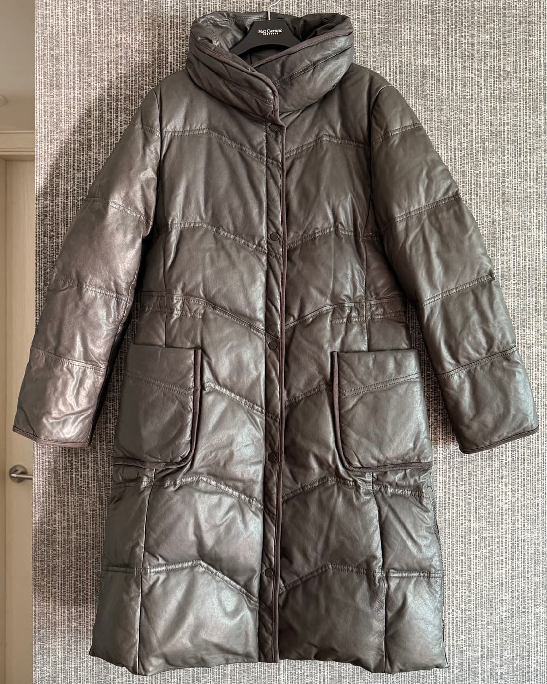 샤트렌 양가죽 구스 다운 롱패딩 너구리퍼 후드 가죽 패딩 롱점퍼 95 상품이미지2