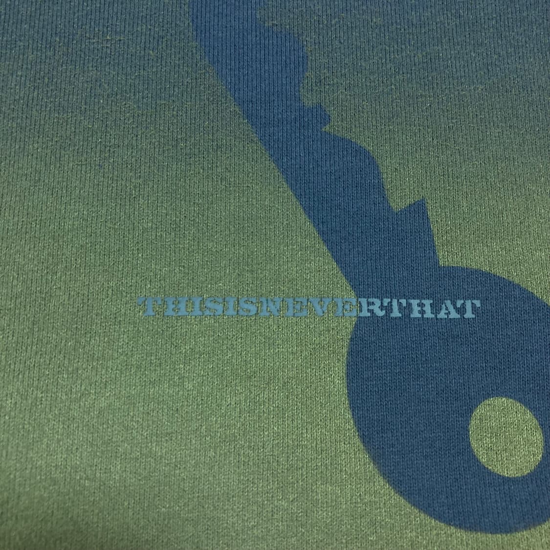 디스이즈네버댓 키 스프레이드 패턴 후드티 상품이미지3