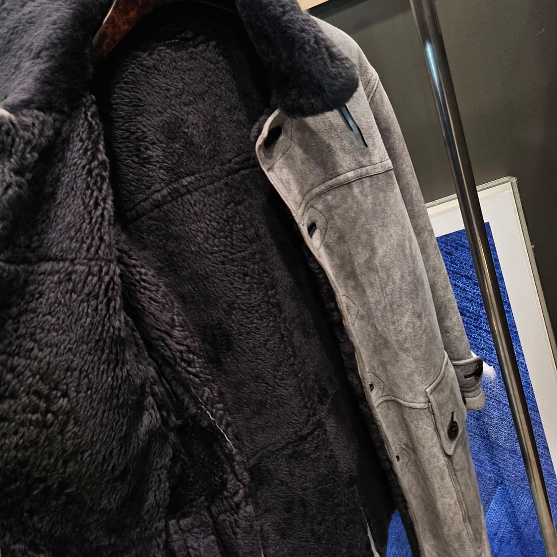 톰포드 캐시미어 스웨이드 풀 시어링 무스탕 자켓 상품이미지9