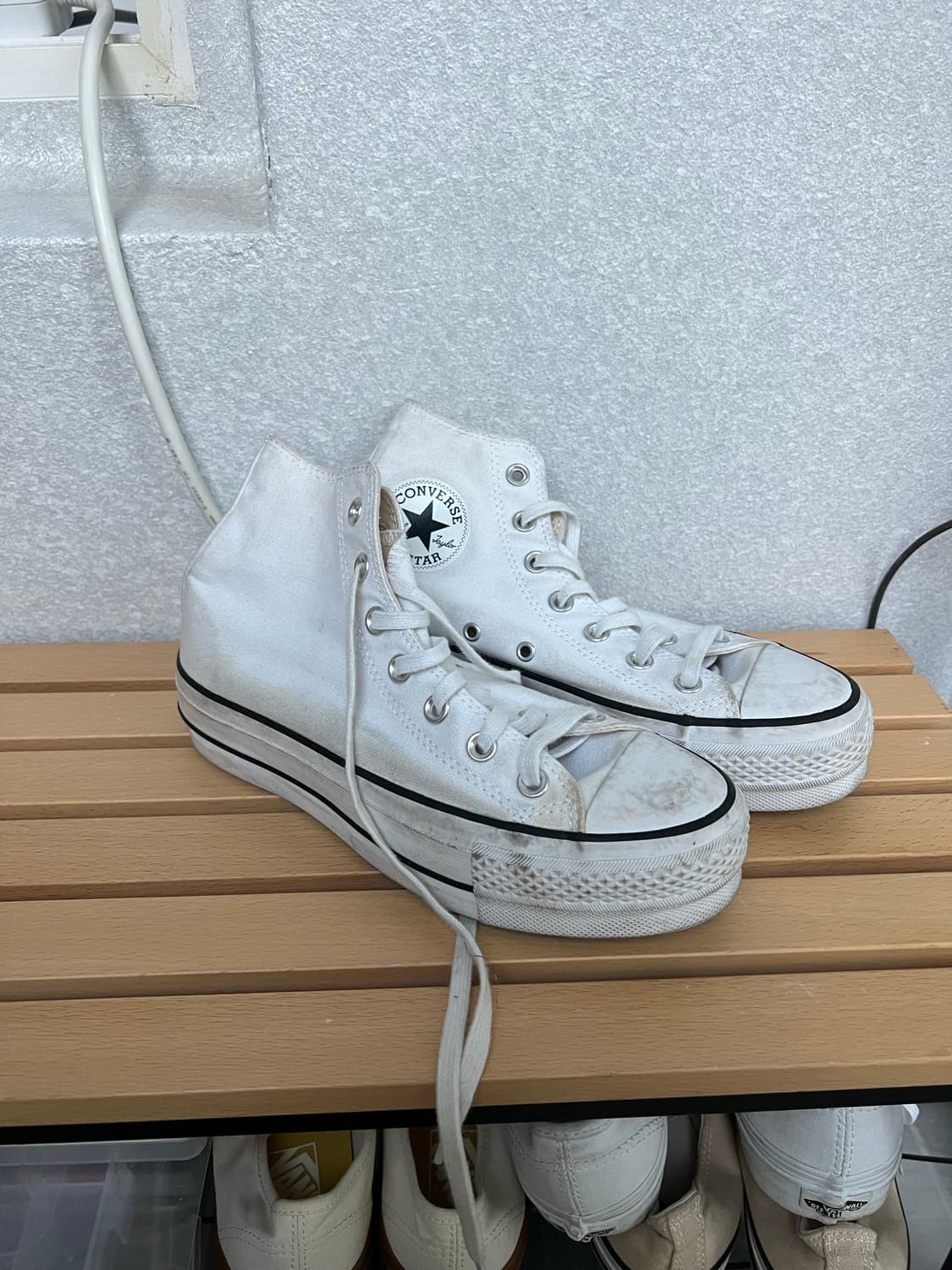 컨버스 척 테일러 올스타 리프트 플랫폼 하이 (235mm) 상품이미지1