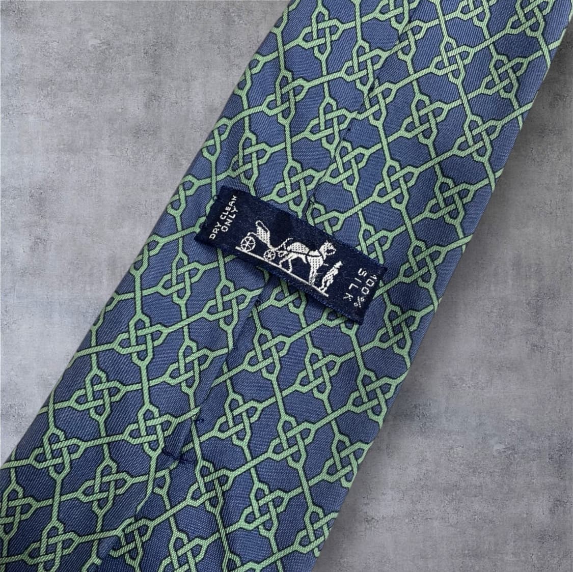 에르메스 Hermes 네이비 그린 셀틱 매듭 패턴 실크 넥타이 상품이미지4