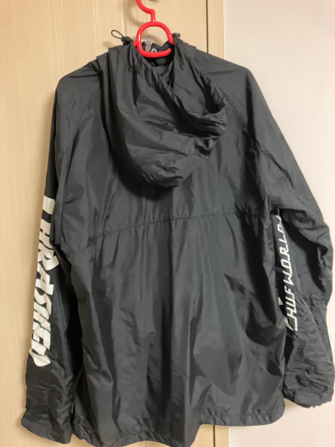 [L] 트래셔 x 허프 콜라보 바람막이 아노락 상품이미지4