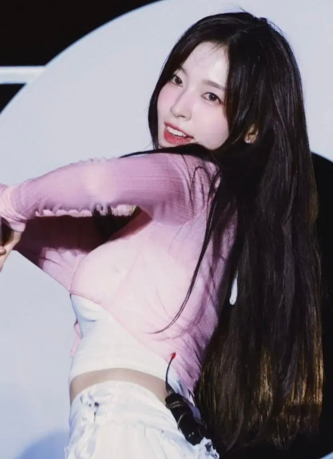 오마이걸 아린 시스루 연핑크 티 상품이미지5