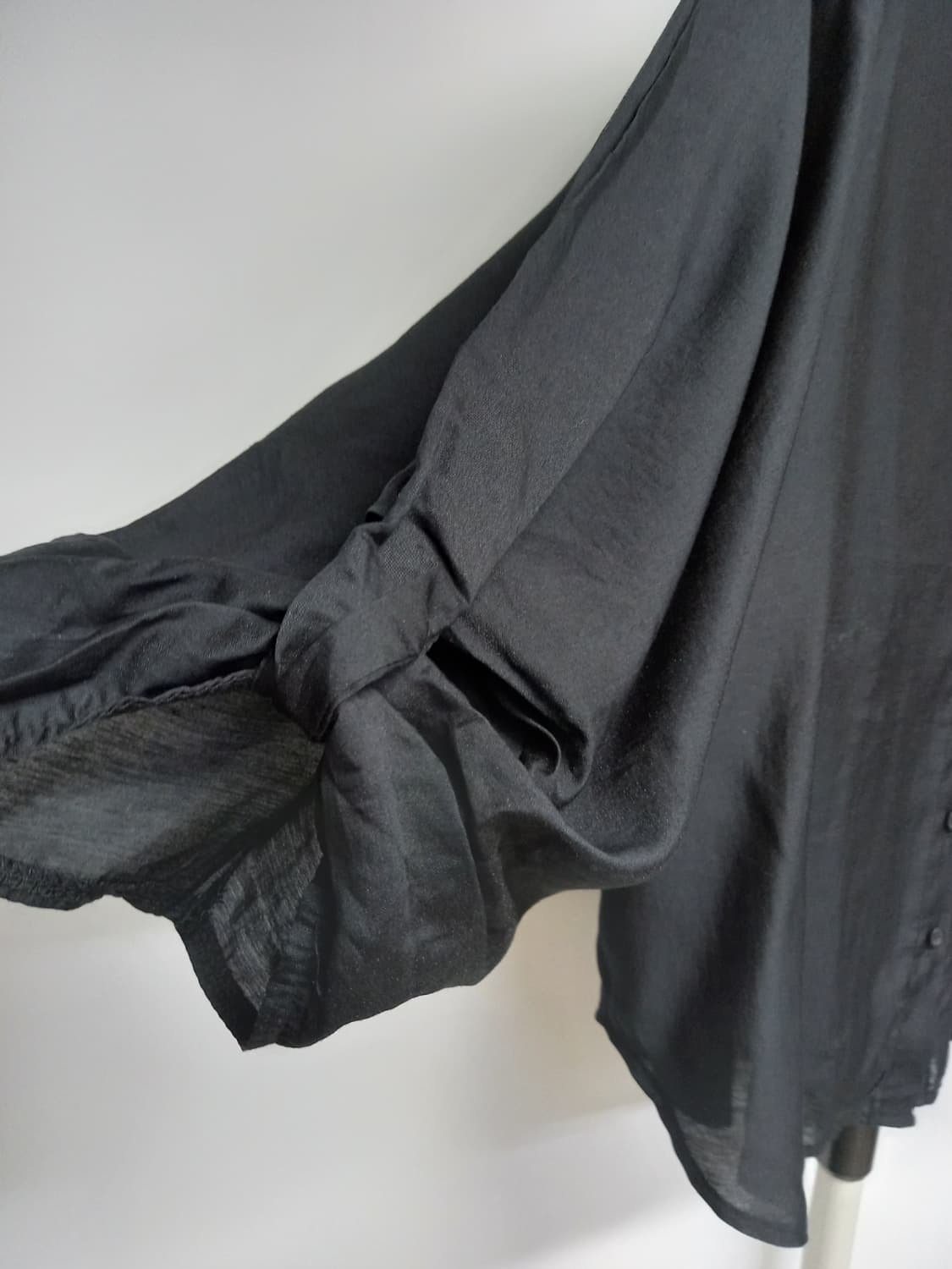 MONOLOGUE 모놀로그 실킷 7부 블라우스 F 상품이미지4