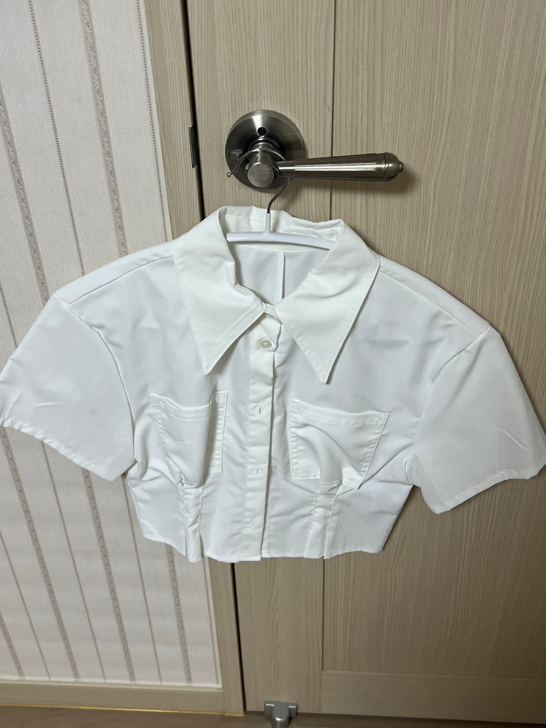 콜릿 크롭 슬림 반팔 셔츠 장원영 셔츠 화이트 상품이미지2