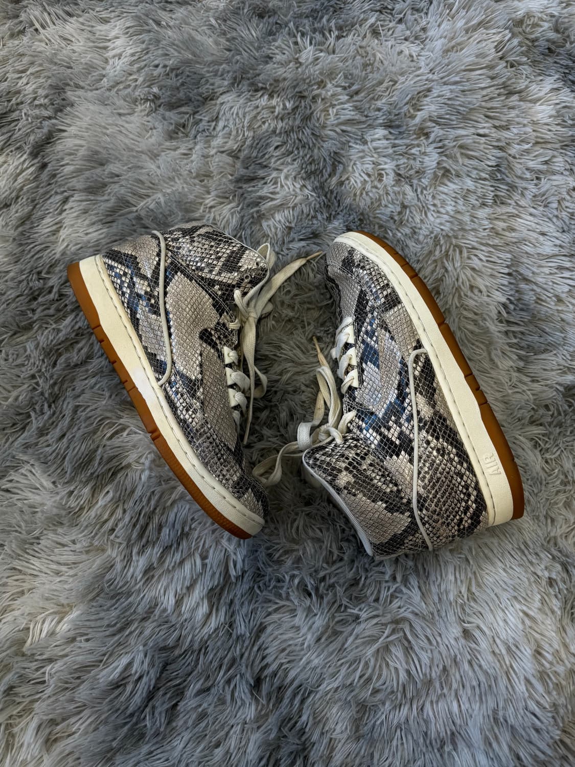 나이키 에어 파이썬 스네이크  상품이미지1