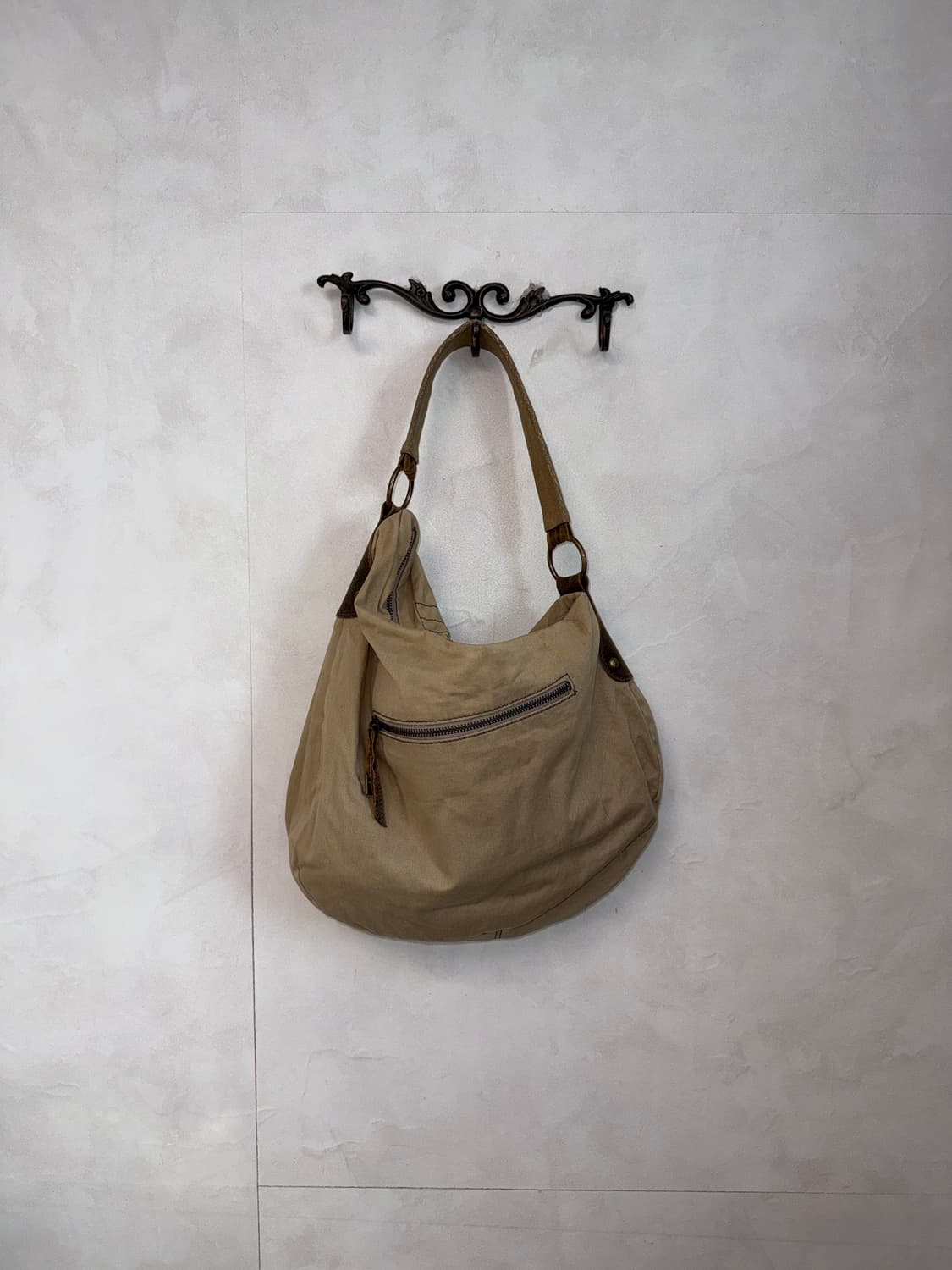 Tomboy beige khaki unbalance 숄더백 상품이미지5